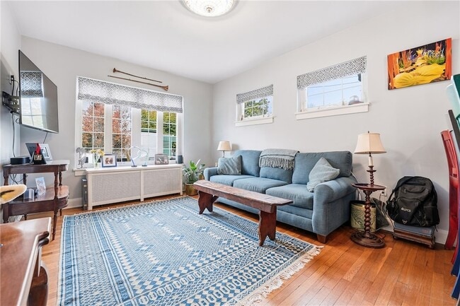 Building Photo - 901 S Trenton Ave