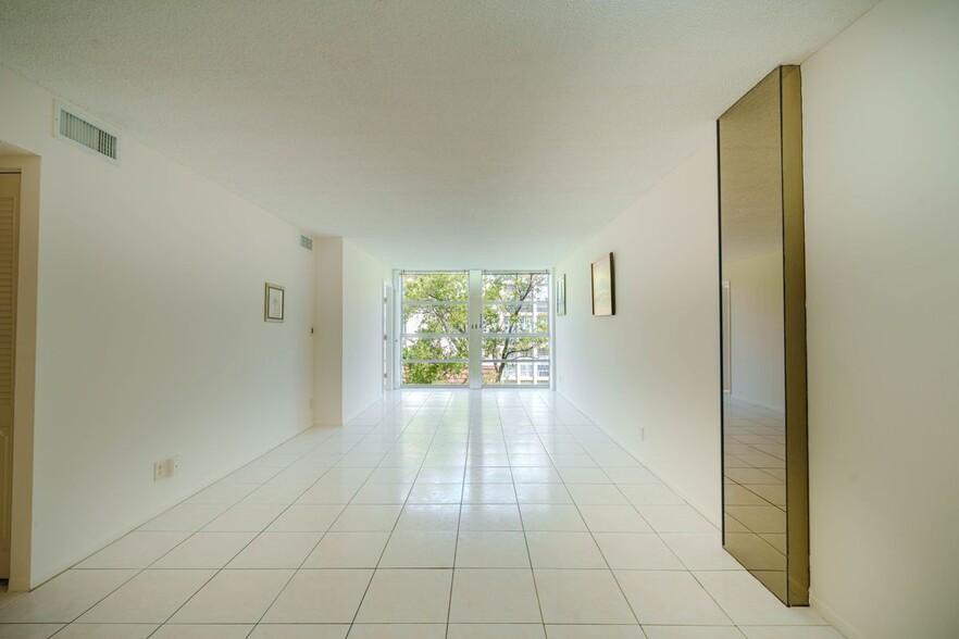 Building Photo - 801 Three Islands Boulevard