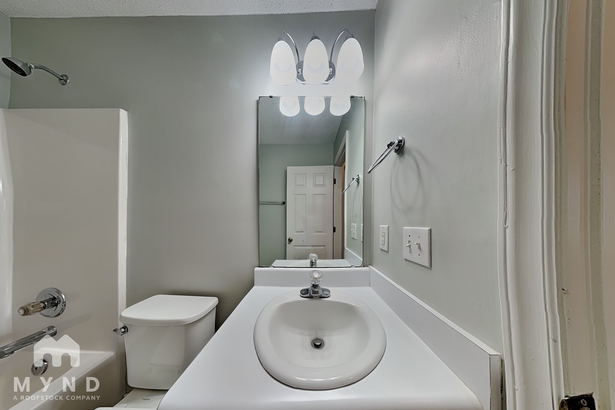 Building Photo - 54 Pedernales Dr