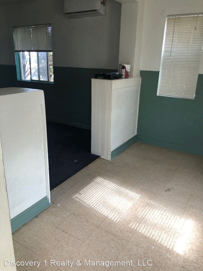 Building Photo - 1 br, 1 bath House - 1410 Arenal Road SW