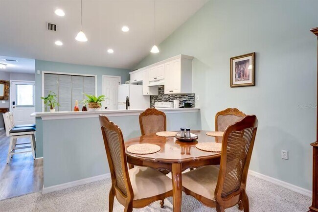 Building Photo - 6355 NW 106th Pl