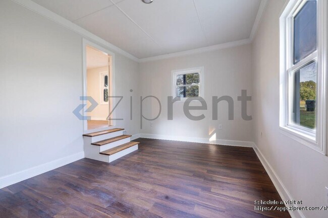 Building Photo - 7056 Old Railroad Bed Rd