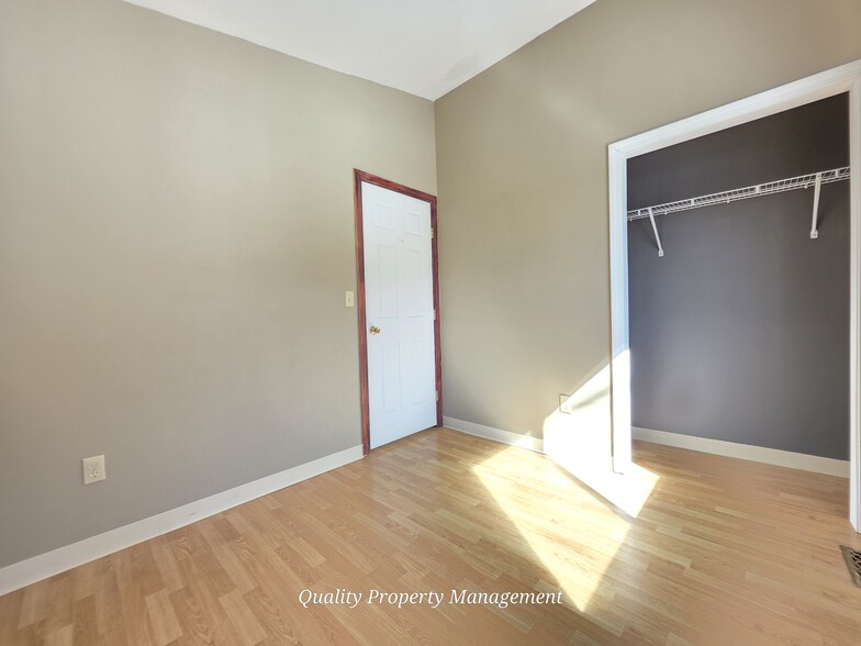 Building Photo - 116 Pine Trail