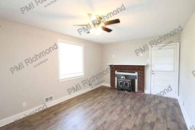 Building Photo - 3607 Thompson St