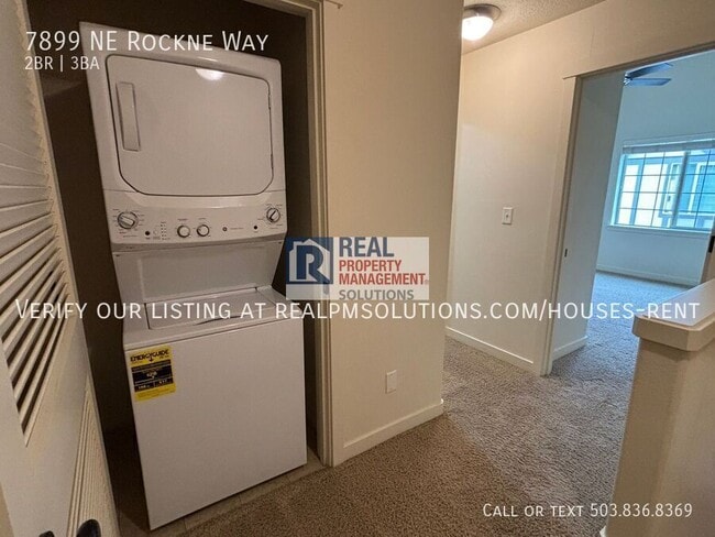 Building Photo - 7899 NE Rockne Way