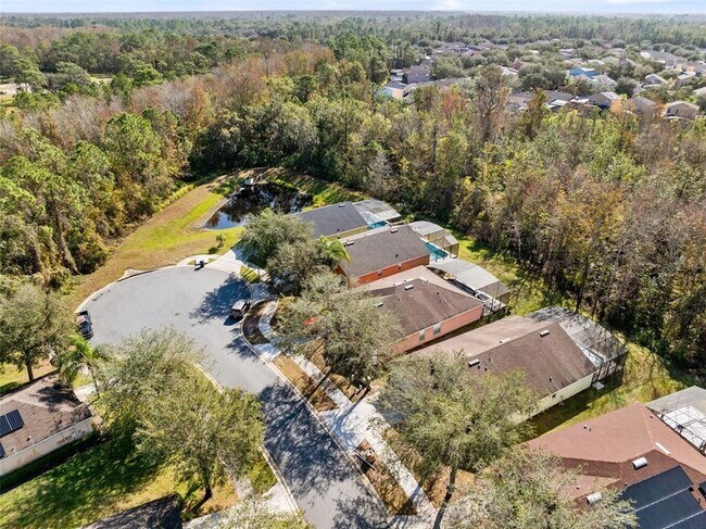 Building Photo - 139 Ridgebrook Ct