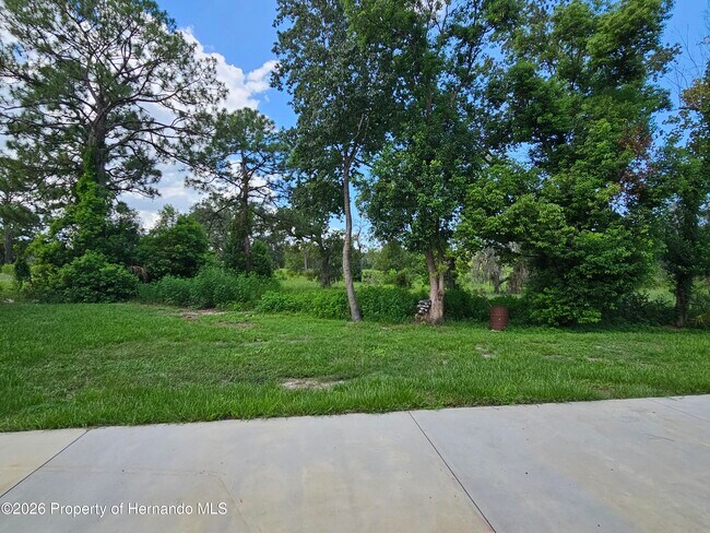 Building Photo - 2353 Glenridge Dr