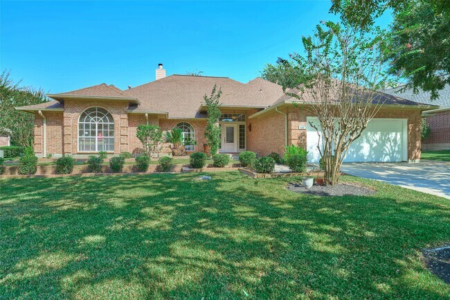 Building Photo - 121 April Waters Dr N