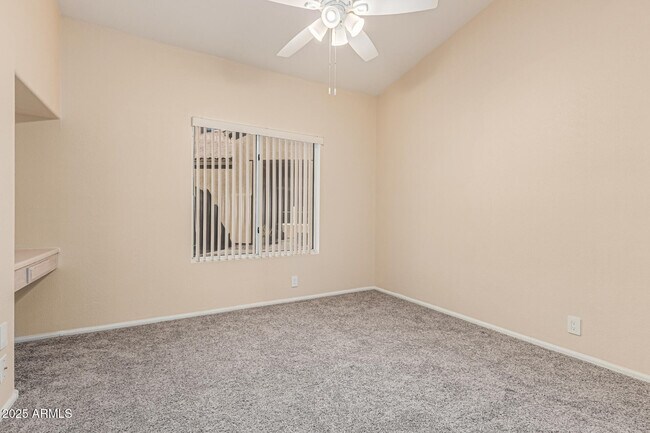 Building Photo - 9069 W Behrend Dr