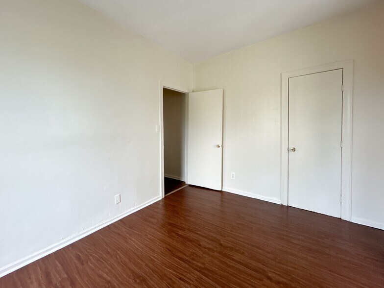 Building Photo - 973 Aldus St