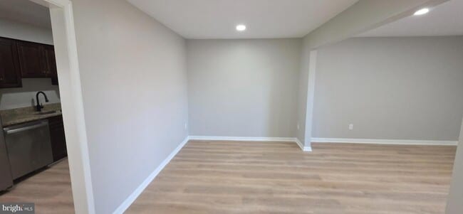 Building Photo - 3114 Banneker Dr NE