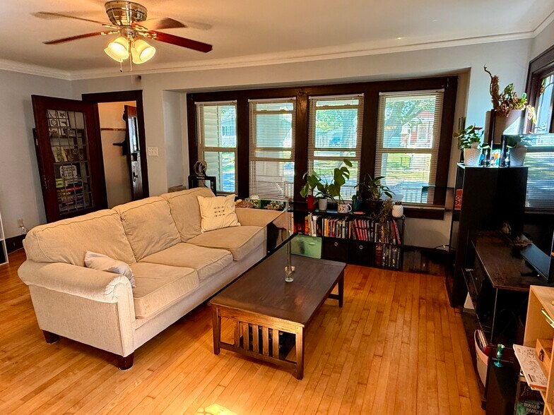 Primary Photo - 541 N 62nd St