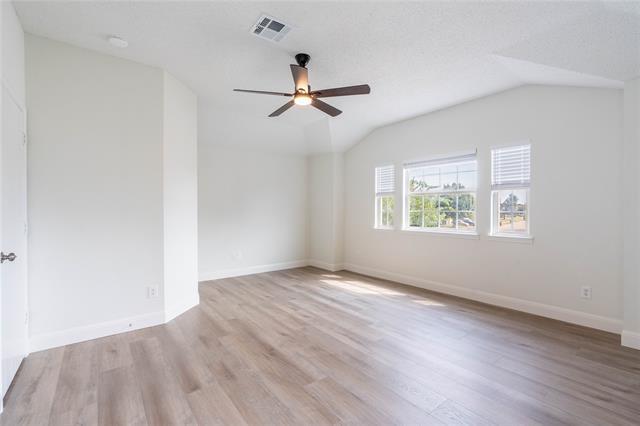 Building Photo - 2304 Glenhaven Dr