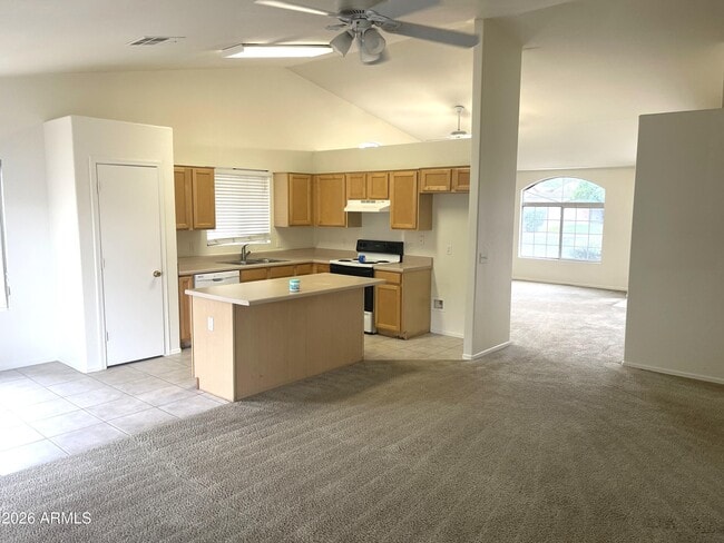 Building Photo - 2950 E Tyson Ct