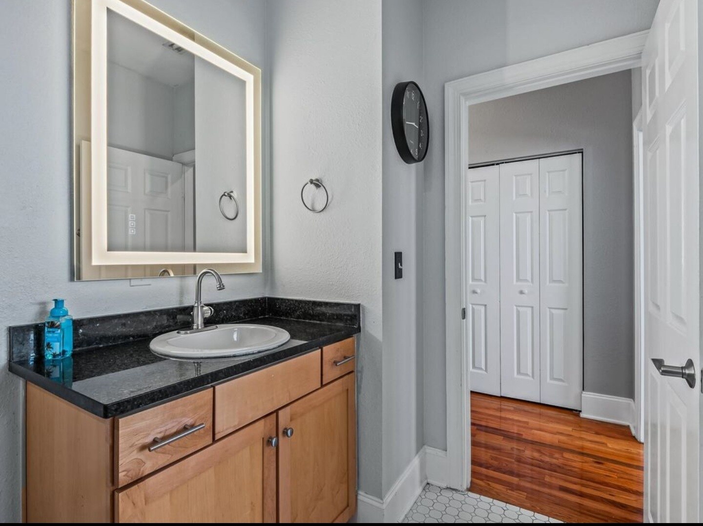 Building Photo - 415 Saint Francis St