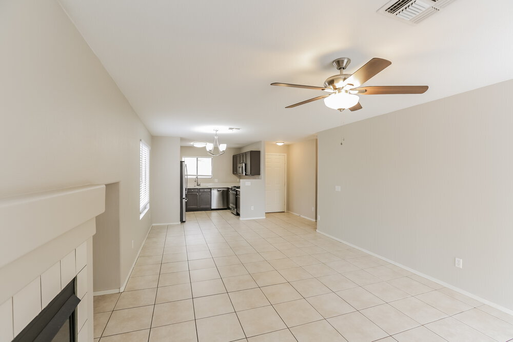 Building Photo - 16083 W Monroe St