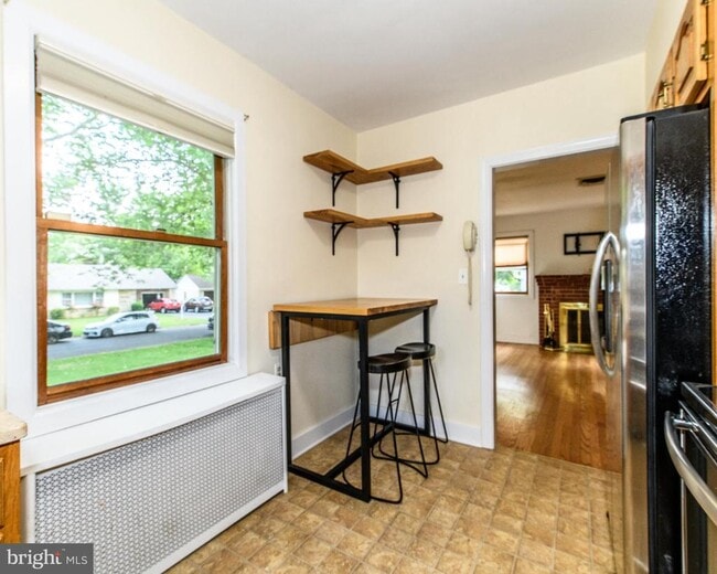 Building Photo - 3205 Cambridge Cir