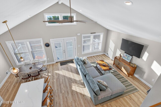 Building Photo - 3255 Goa Way