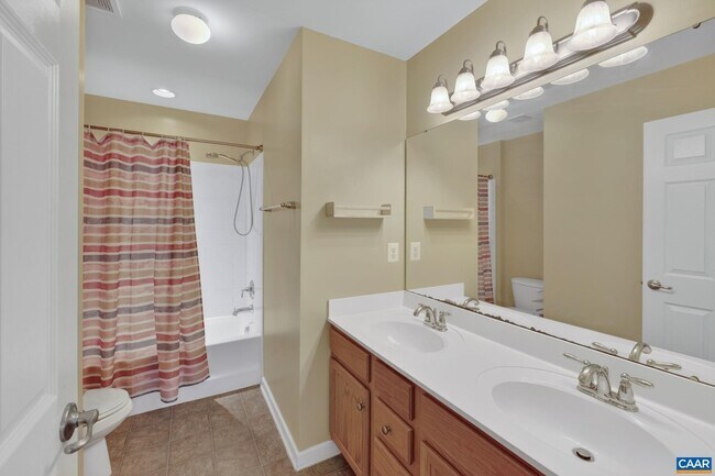 Building Photo - 2529 Montgomery Ridge Rd