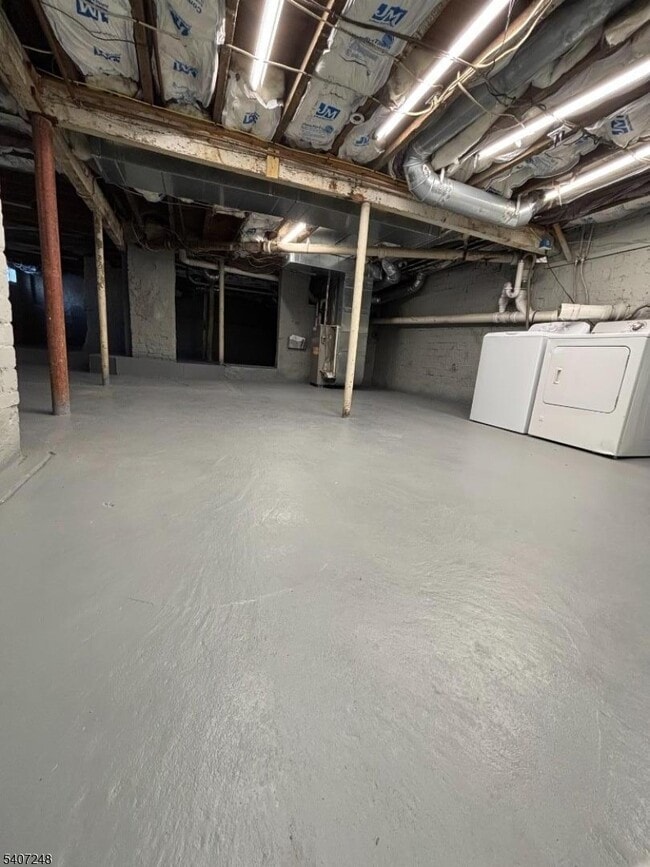 Building Photo - 159 Bridge Ave