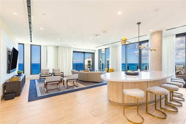 Building Photo - Aalii 2105