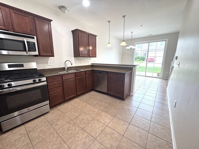 Building Photo - 8580 Rock Dr