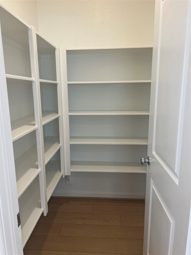 Building Photo - 22111 Strathfield Cir