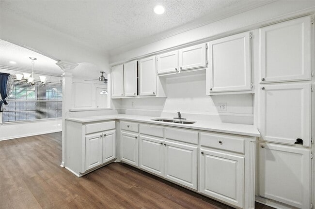 Building Photo - 508 E Sanford St