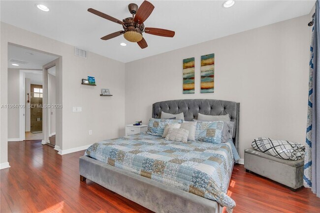 Building Photo - 8200 NW 128th Ln