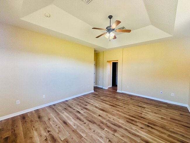 Building Photo - Beautiful home in Health Brook Hills