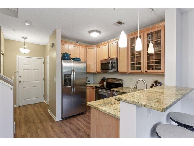 Building Photo - 680 N 2nd St