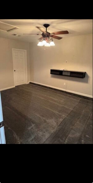 Building Photo - 2891 Hickorybrook Dr