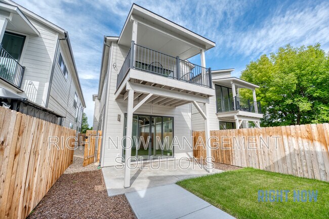 Building Photo - 2104 N 35th St