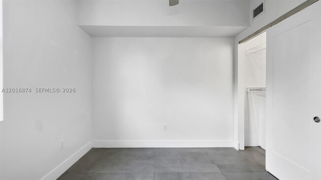 Building Photo - 1536 NW 15th Ave