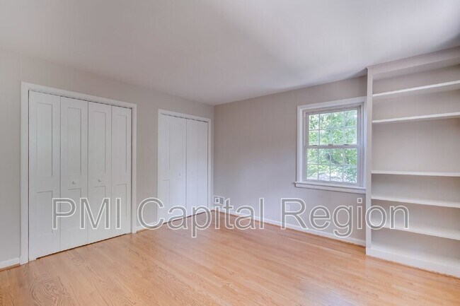 Building Photo - 7021 Whittier Blvd
