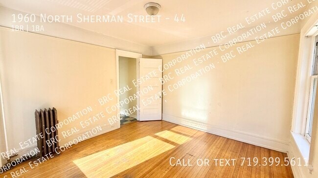 Building Photo - 1960 Sherman St