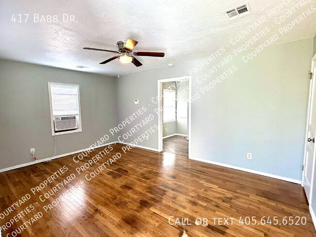 Building Photo - 417 Babb Dr