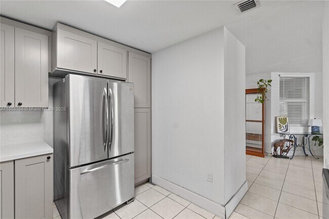 Building Photo - 11102 NW 83rd St