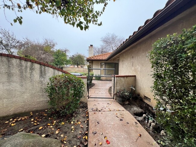 Building Photo - COMING SOON- Beautiful 3-bedroom Home for rent- West Side