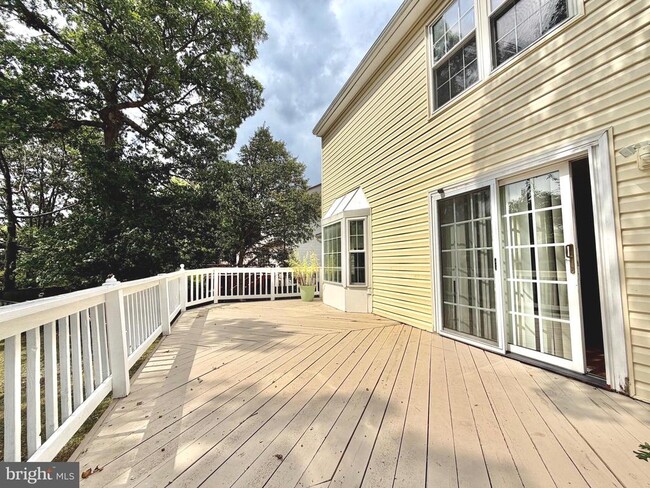 Building Photo - 3141 Gershwin Ln