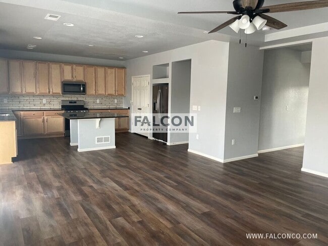 Building Photo - 9279 Birr Ct