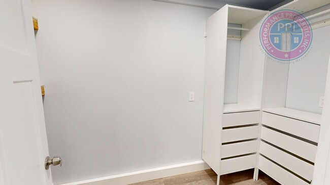 Building Photo - Newly Remodeled Home With Large Yard In Ro...