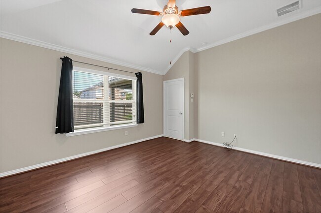 Building Photo - 13810 Rosemere Ln