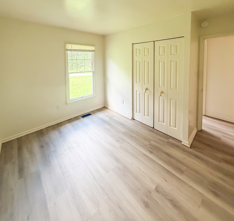 Building Photo - 520 Lancaster Creek Dr
