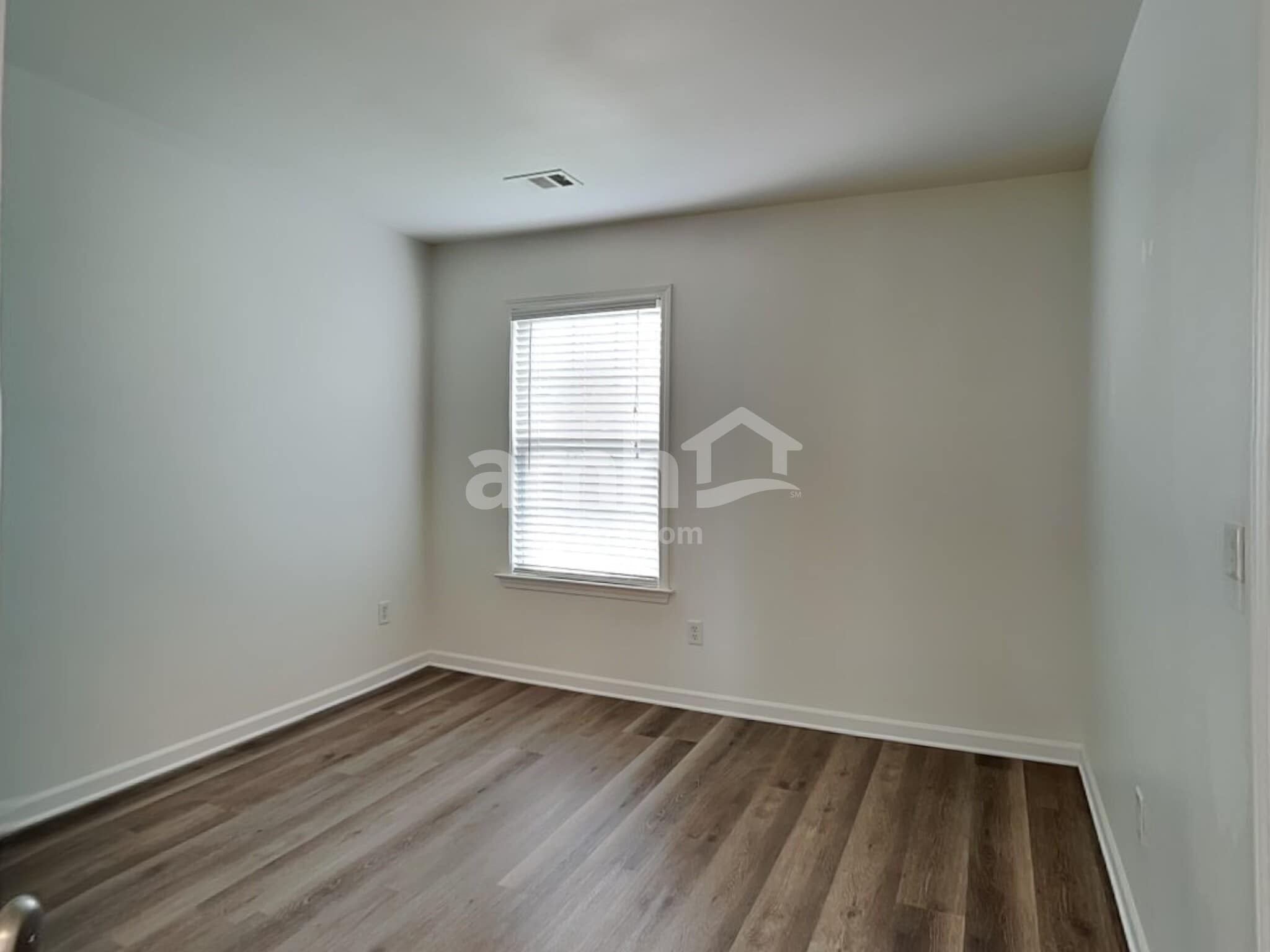 Building Photo - 405 Carphilly Ct