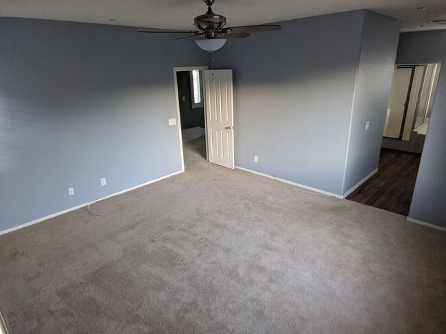 Building Photo - 8956 Aurora Bay Ct