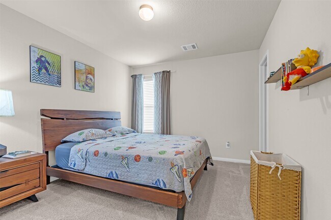 Building Photo - 14033 Lamprey Dr