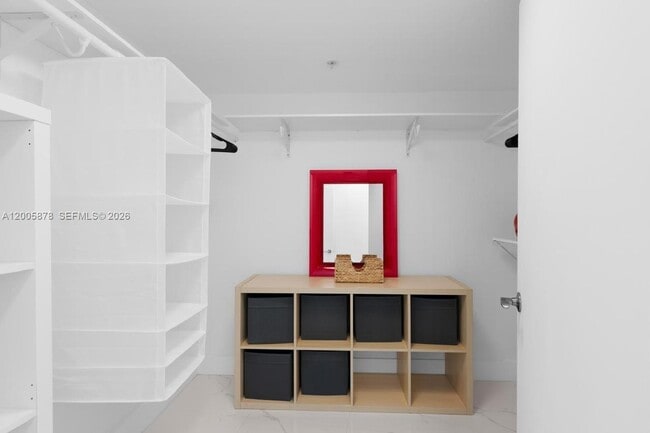 Building Photo - 6620 Indian Creek Dr