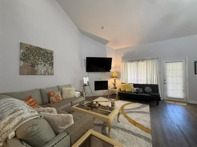 Building Photo - 2835 Keller Springs Rd