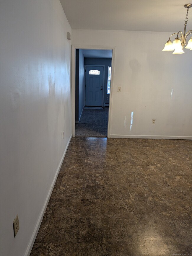 Building Photo - 151 Enfield St